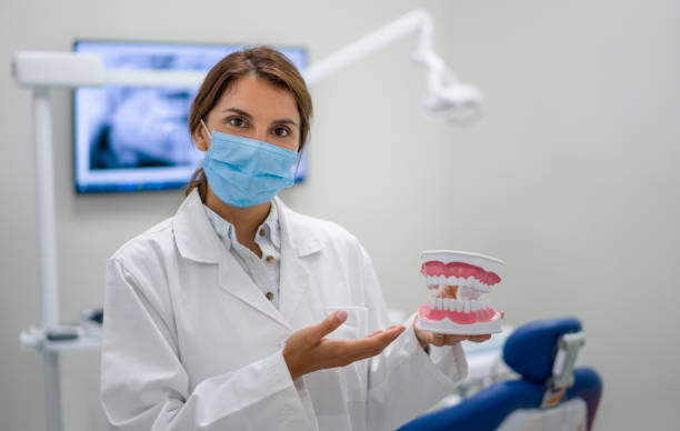 Best Emergency Tooth Extraction  in Trinity, AL